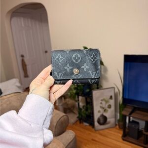 Brandless Gray Monogram Key Wallet